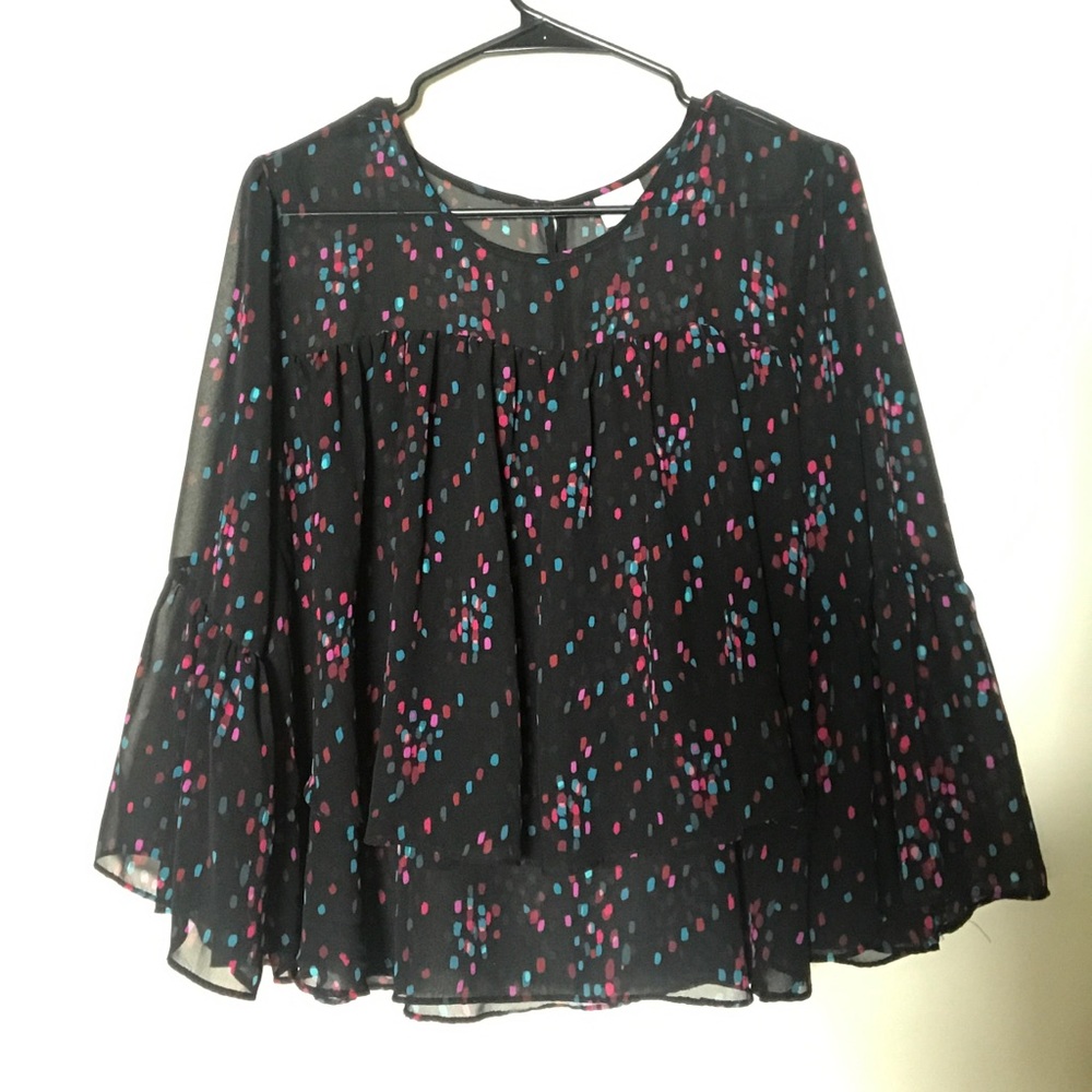 A new day size medium flowy top